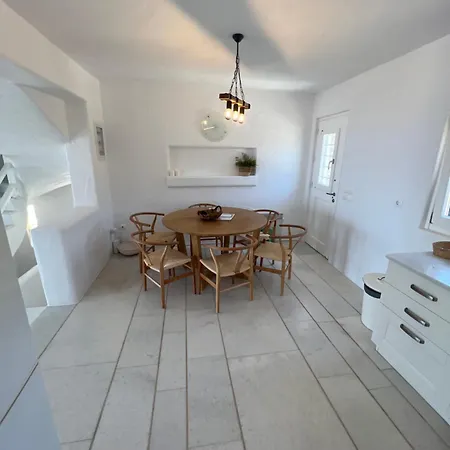 Luxurious Oasis In Paros Villa *